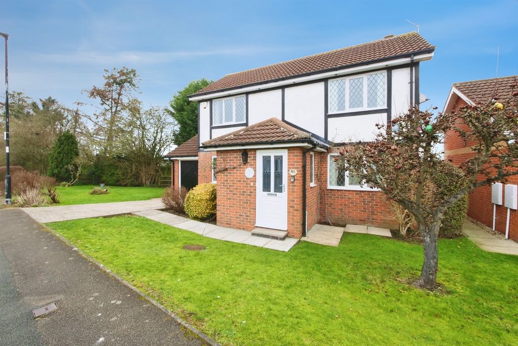 Property photo 1 of 17