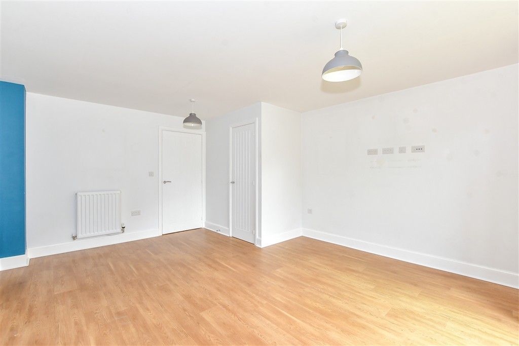 Property photo 3 of 10 Sitting Room