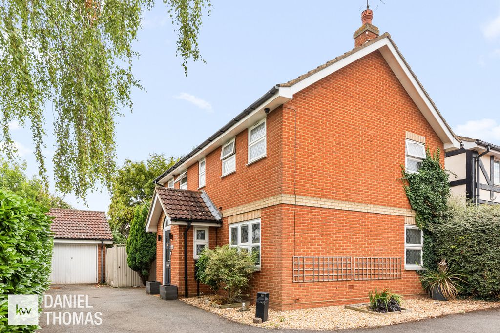 Property photo 1 of 30