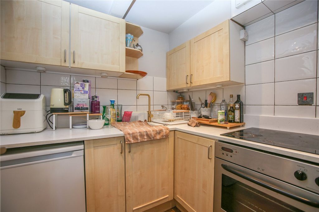 Property photo 2 of 7 Picture No. 01