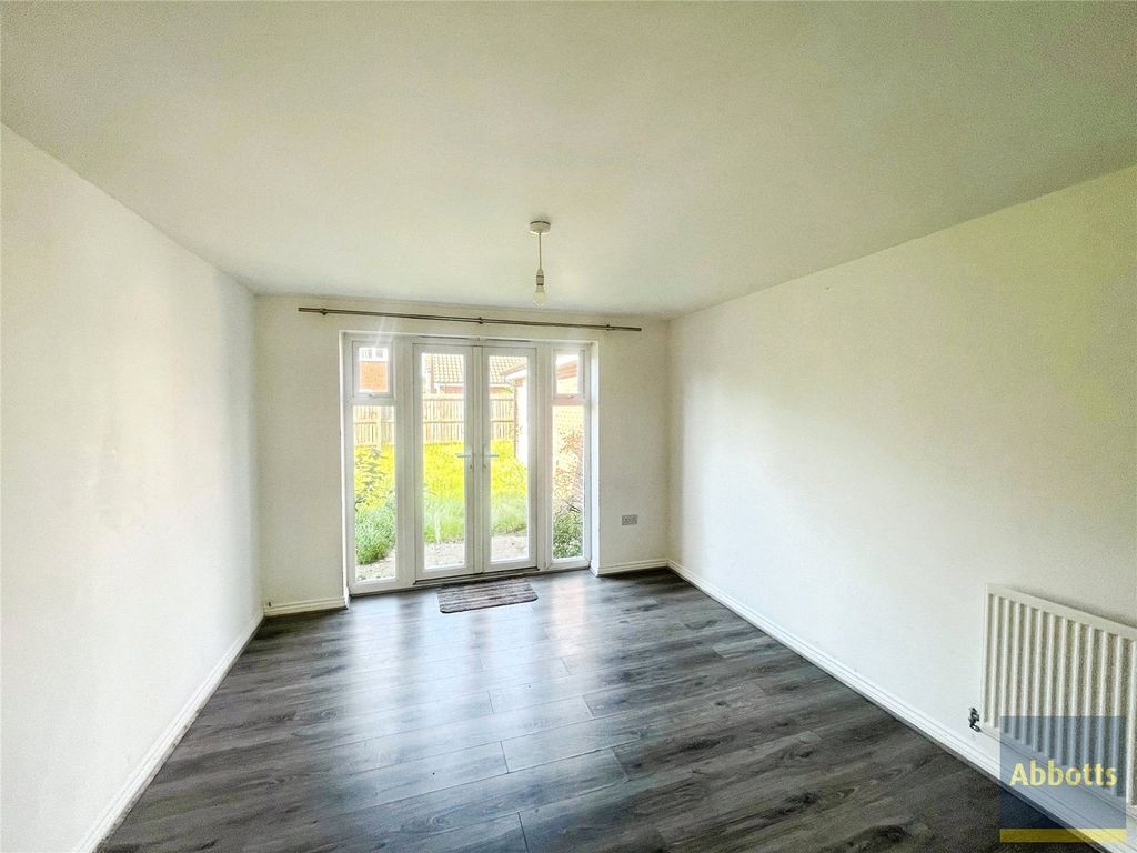 Property photo 3 of 15 Picture No. 04