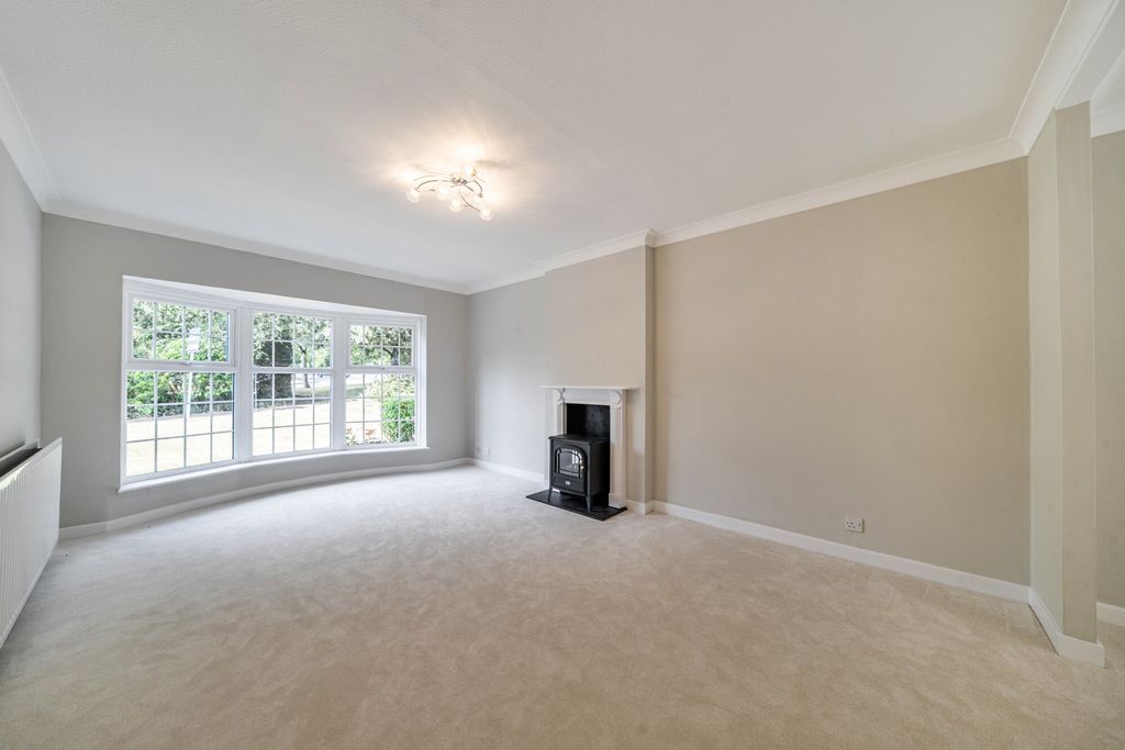 Property photo 3 of 18 1497510-15-6A608A...