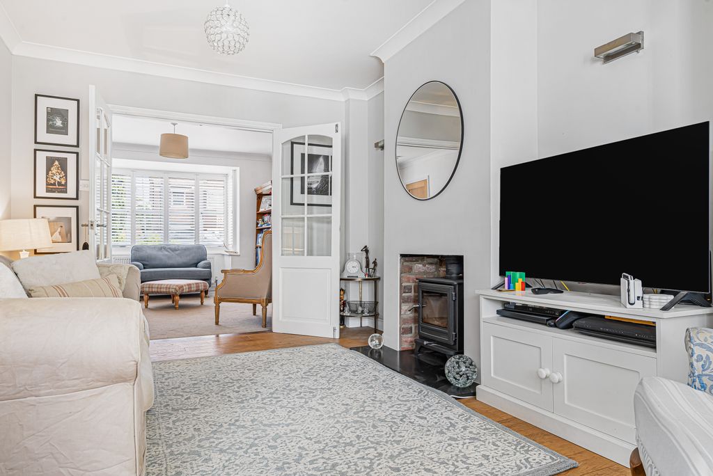 Property photo 2 of 24 390642