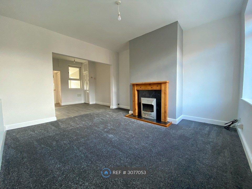Property photo 2 of 19 Living Room View 2