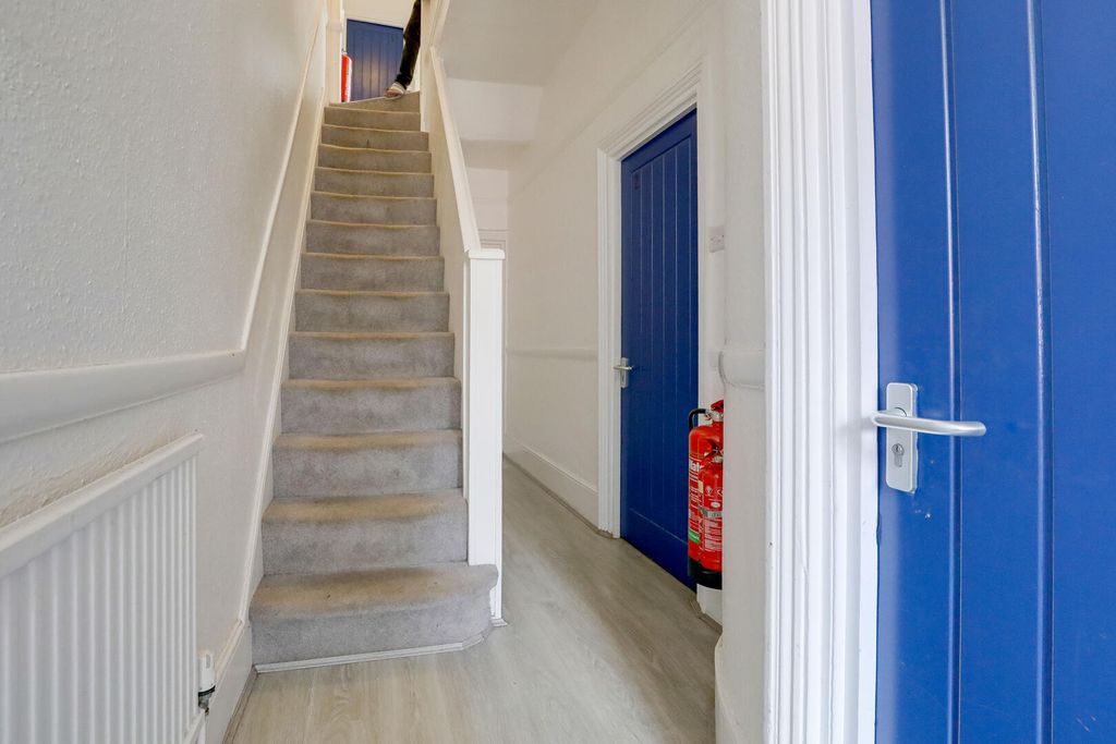 Property photo 2 of 20 Hallway