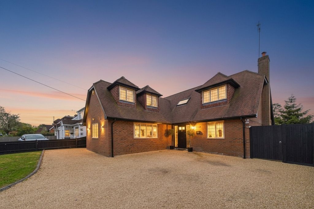 Property photo 1 of 35 Picture No. 74