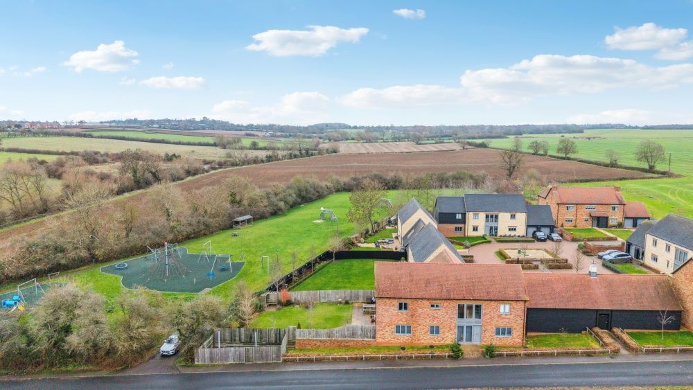 Property photo 1 of 25