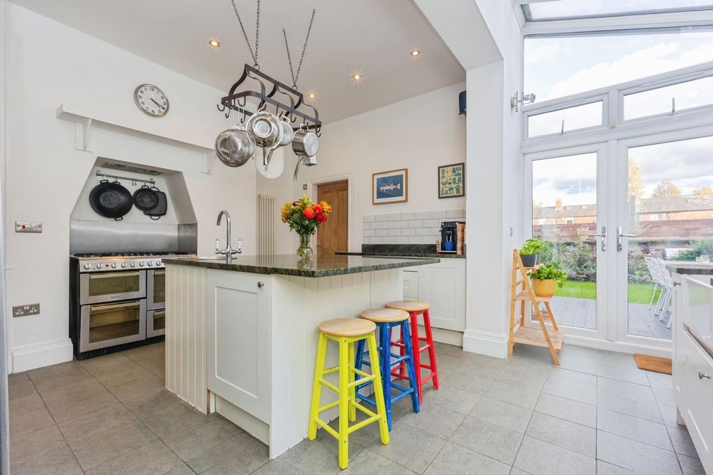 Property photo 3 of 22 Photo