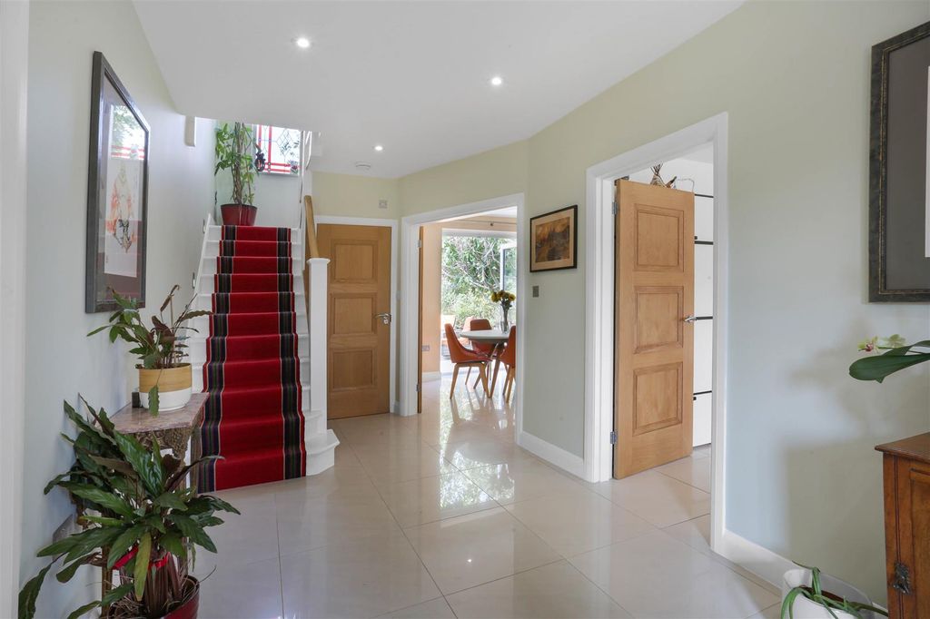 Property photo 2 of 49 1738062119 - 21.Jpg