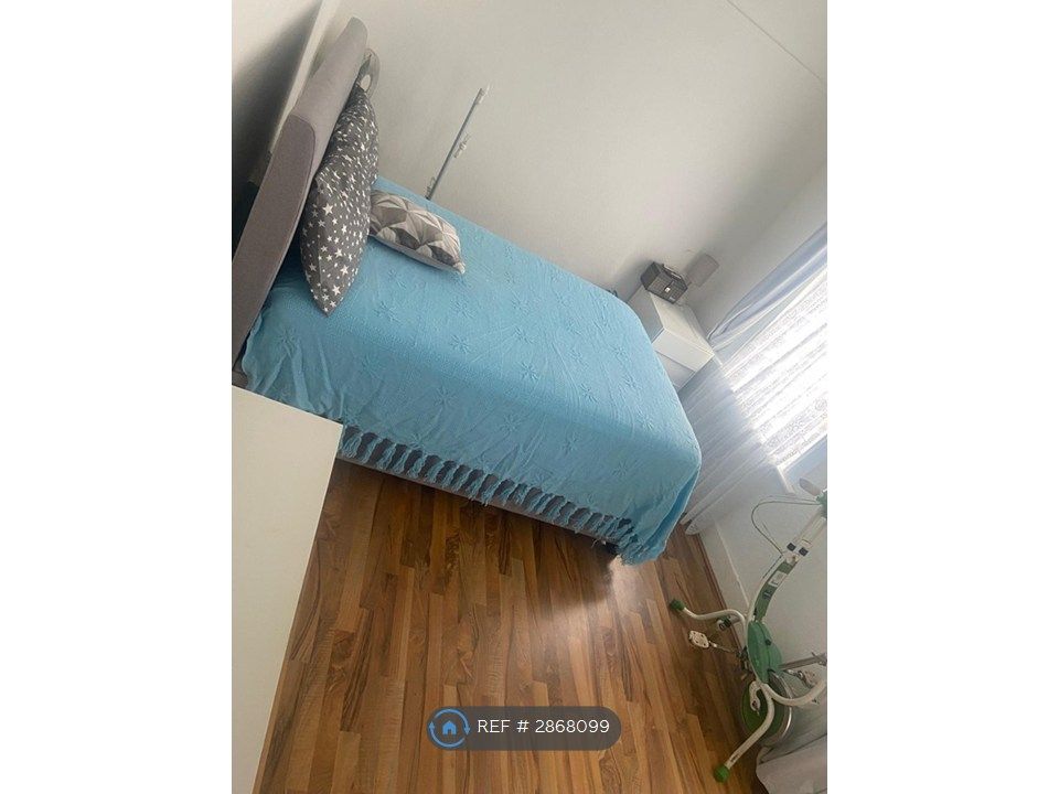 Property photo 2 of 3