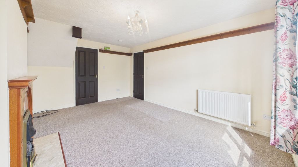 Property photo 3 of 23 5065859