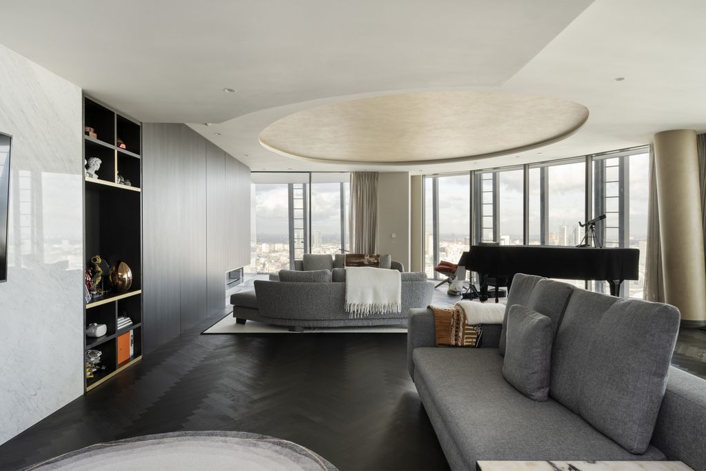 Property photo 3 of 18