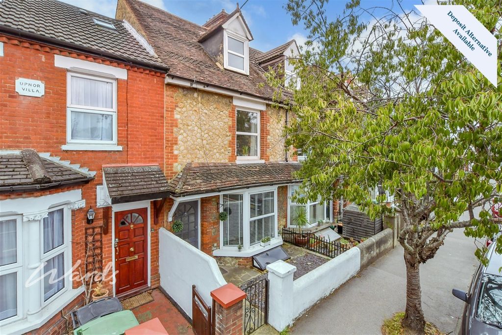 Property photo 1 of 13 Front