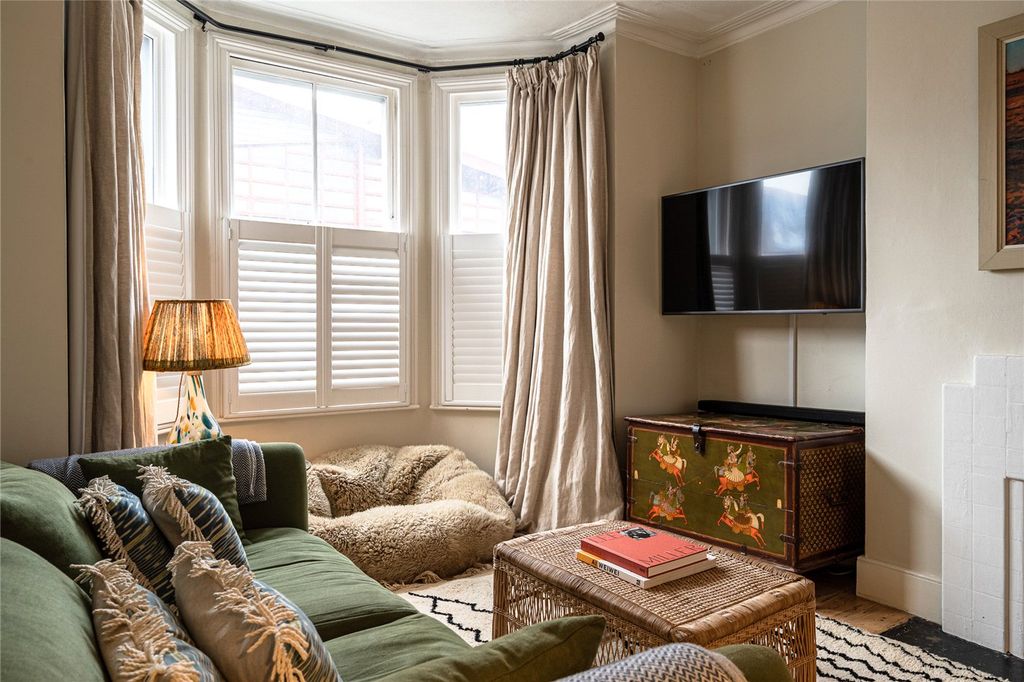 Property photo 3 of 19 Picture No. 03