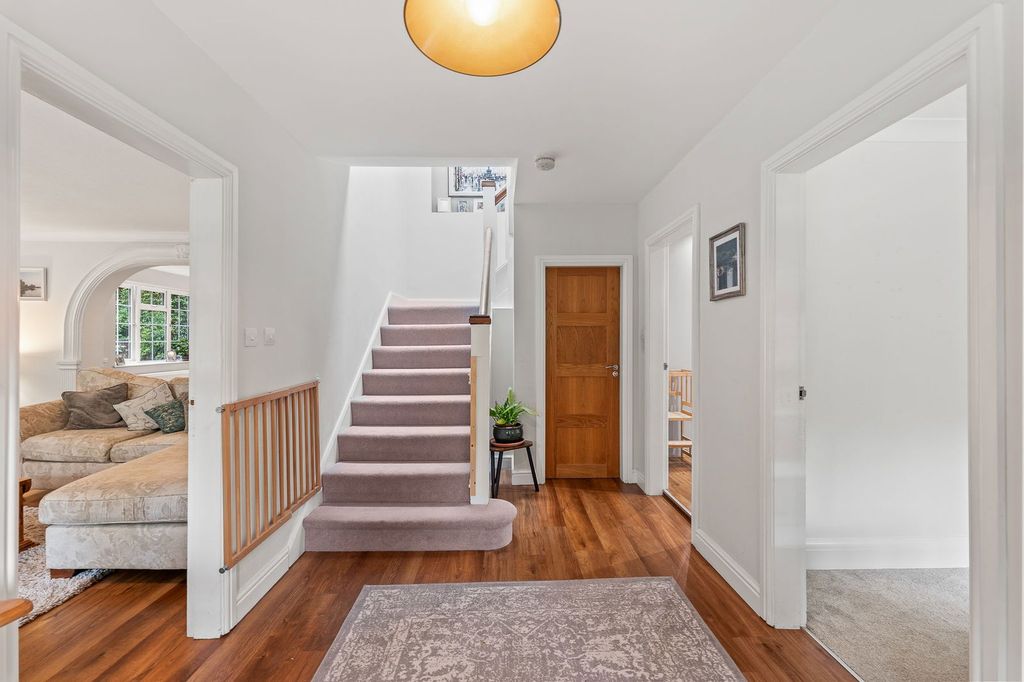 Property photo 3 of 55