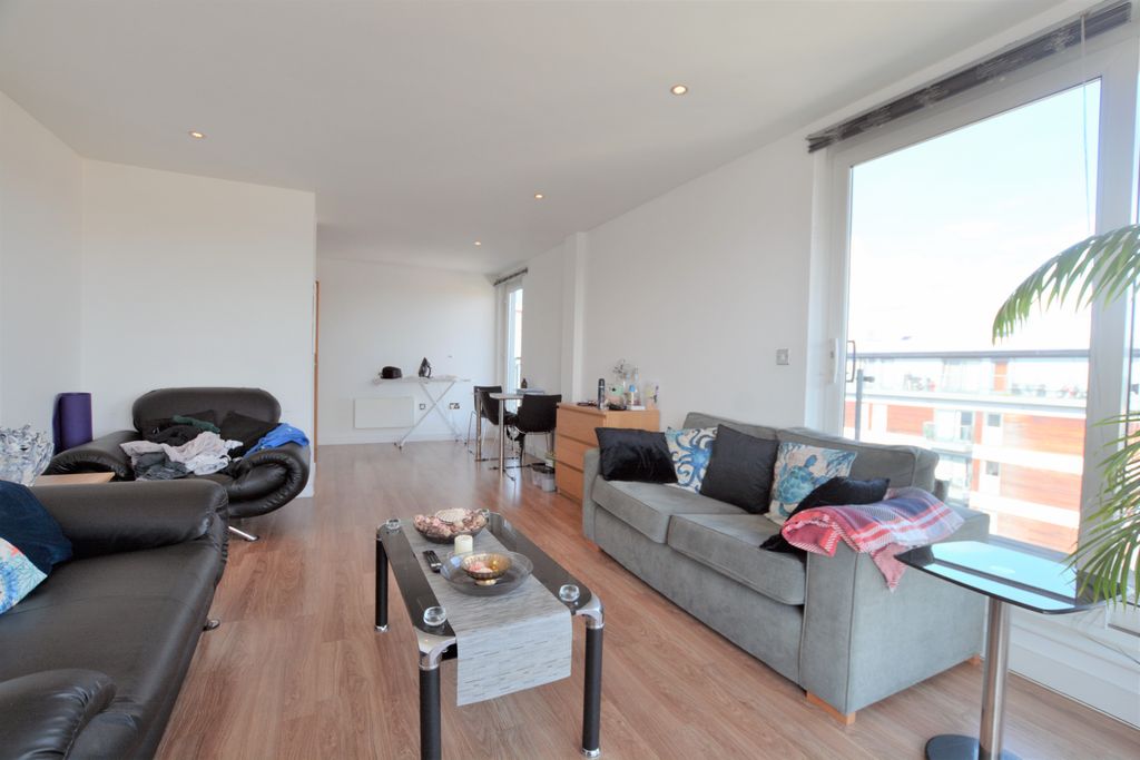 Property photo 2 of 12 2