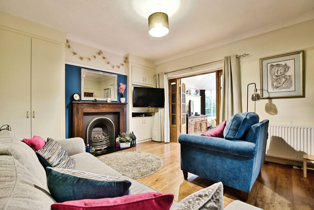 Property photo 2 of 19 Pbox-Img.Jpg