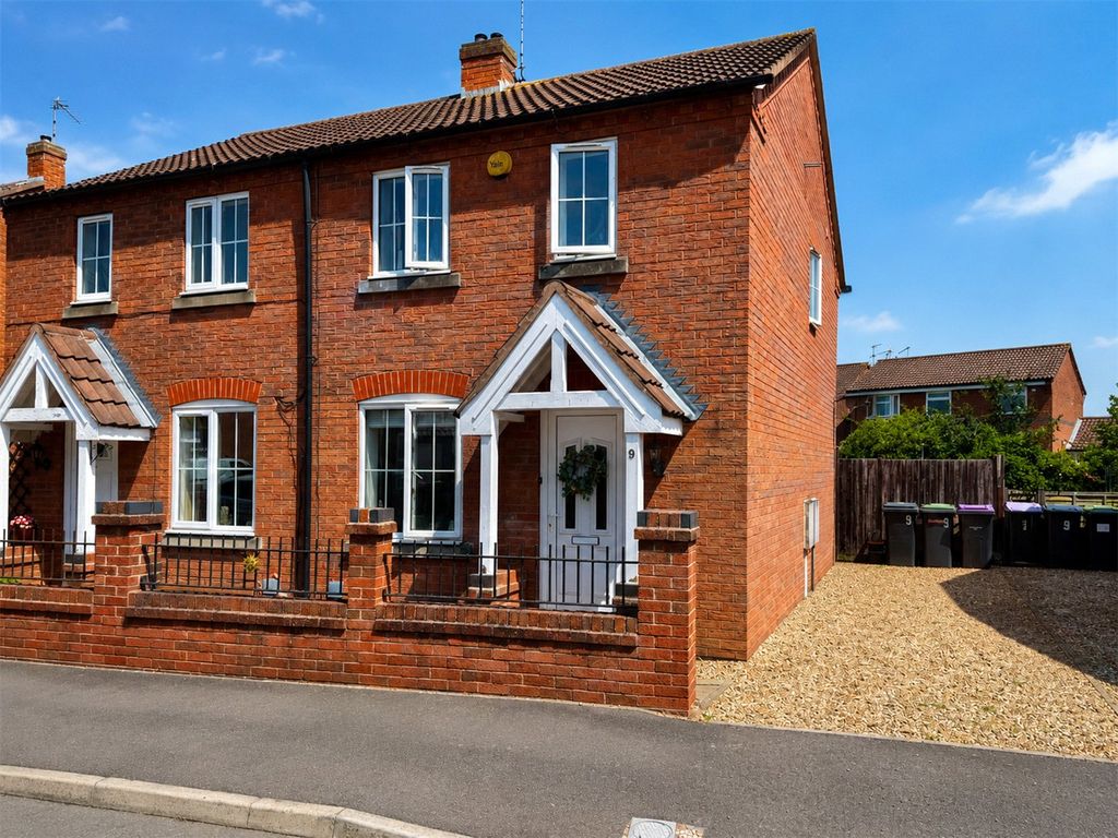 Property photo 1 of 10 Picture No. 05
