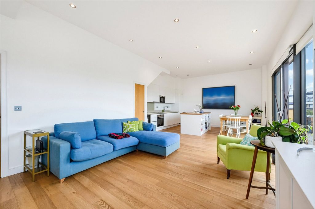 Property photo 1 of 14 Picture No. 08