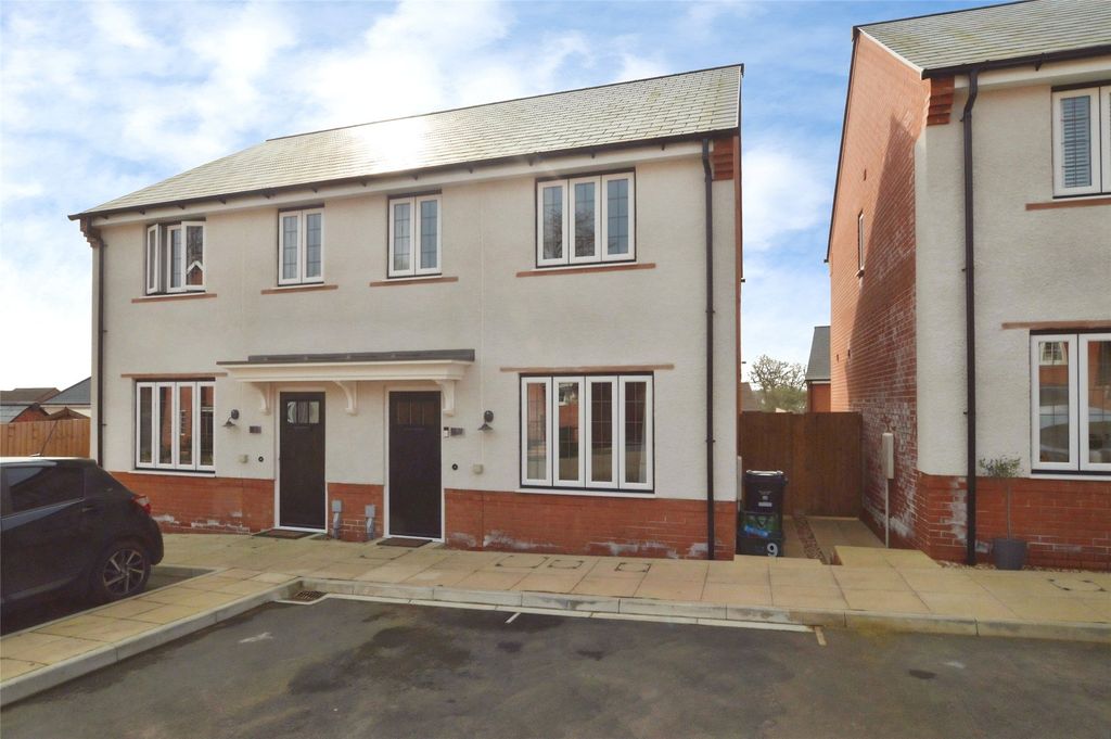 Property photo 1 of 15 Front