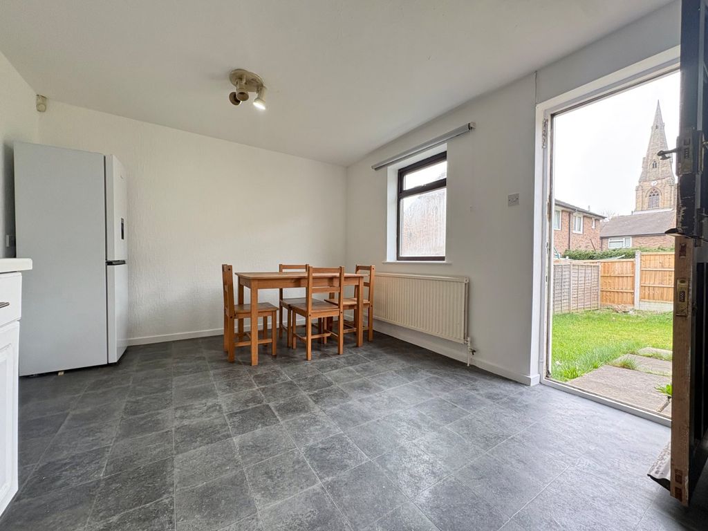 Property photo 3 of 14 Picture No. 12