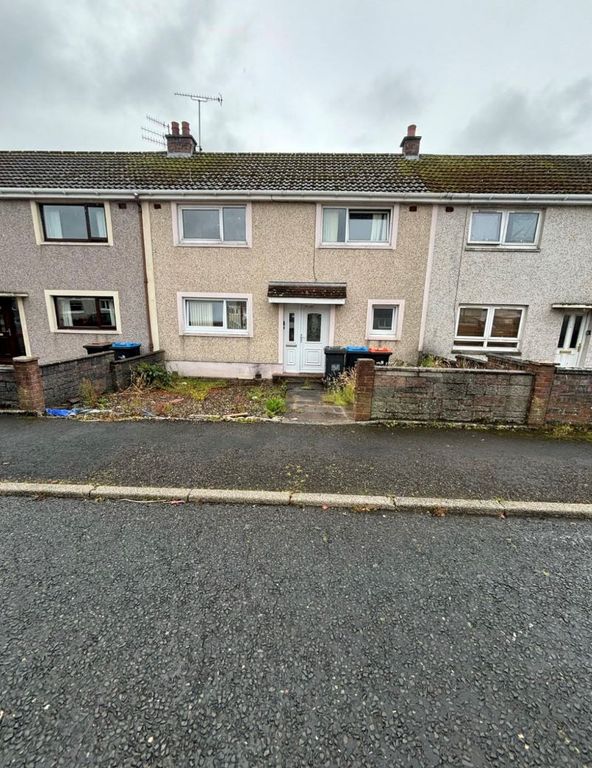 Property photo 2 of 21