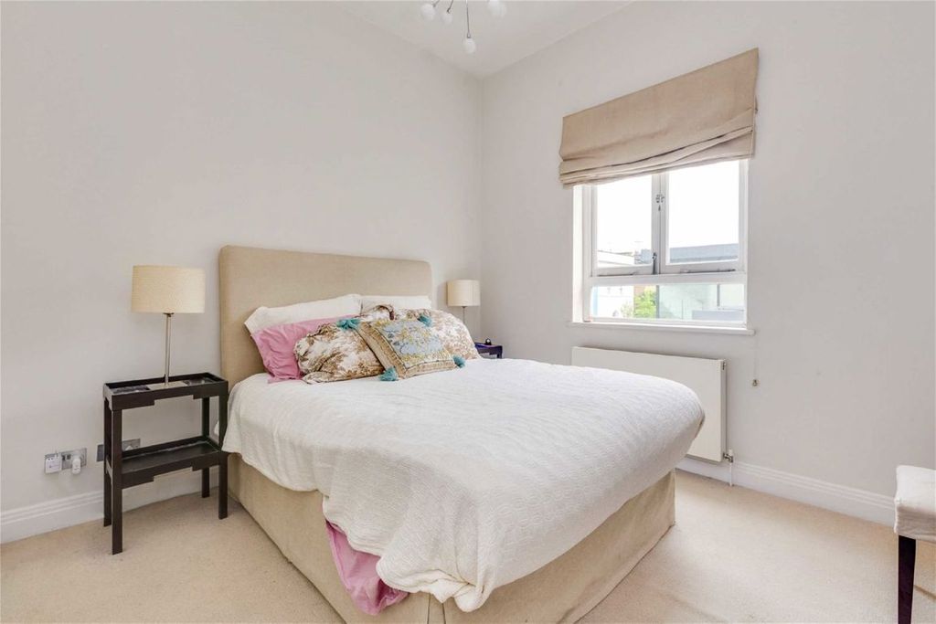 Property photo 3 of 7