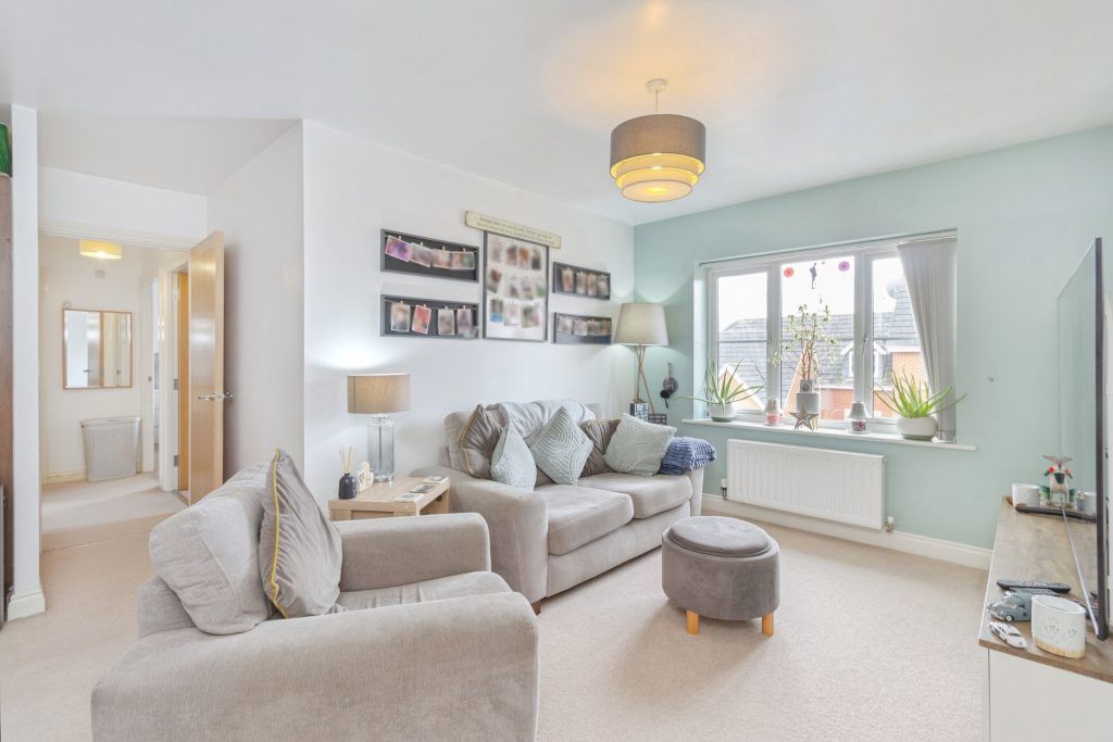 Property photo 2 of 16