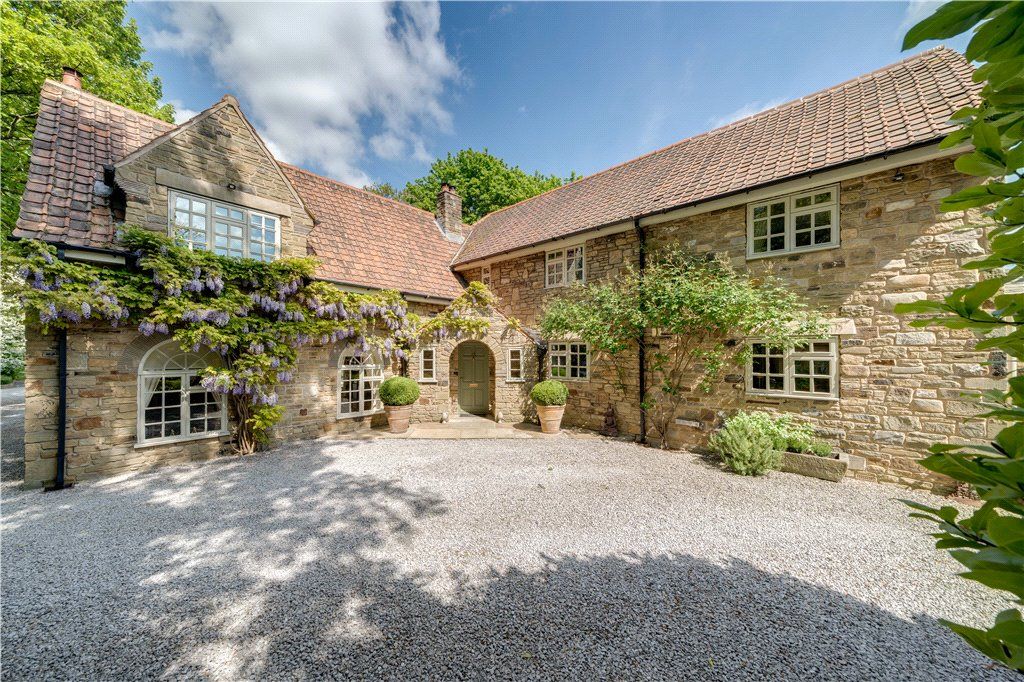 Property photo 3 of 43 Front Elevation