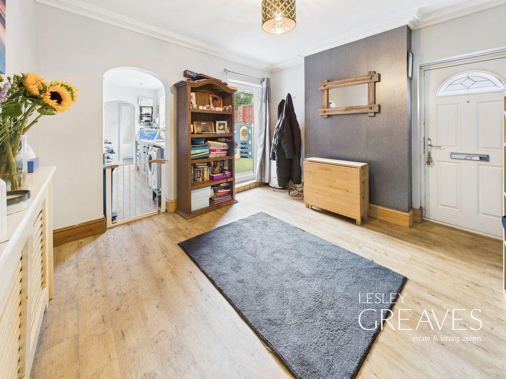 Property photo 3 of 14 Dining Room