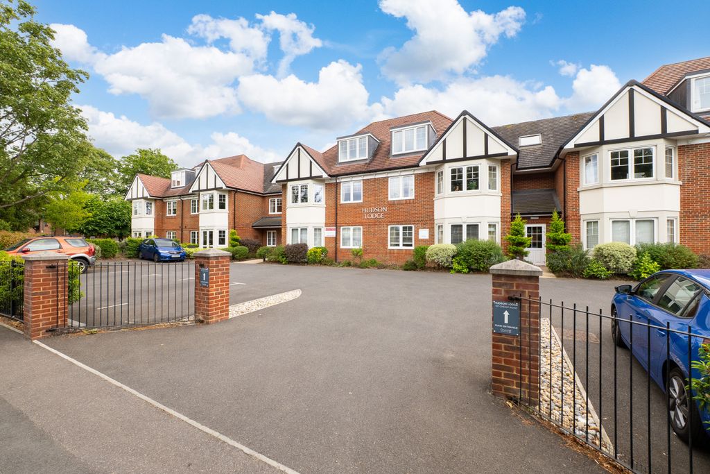 Property photo 1 of 14 Picture No. 01