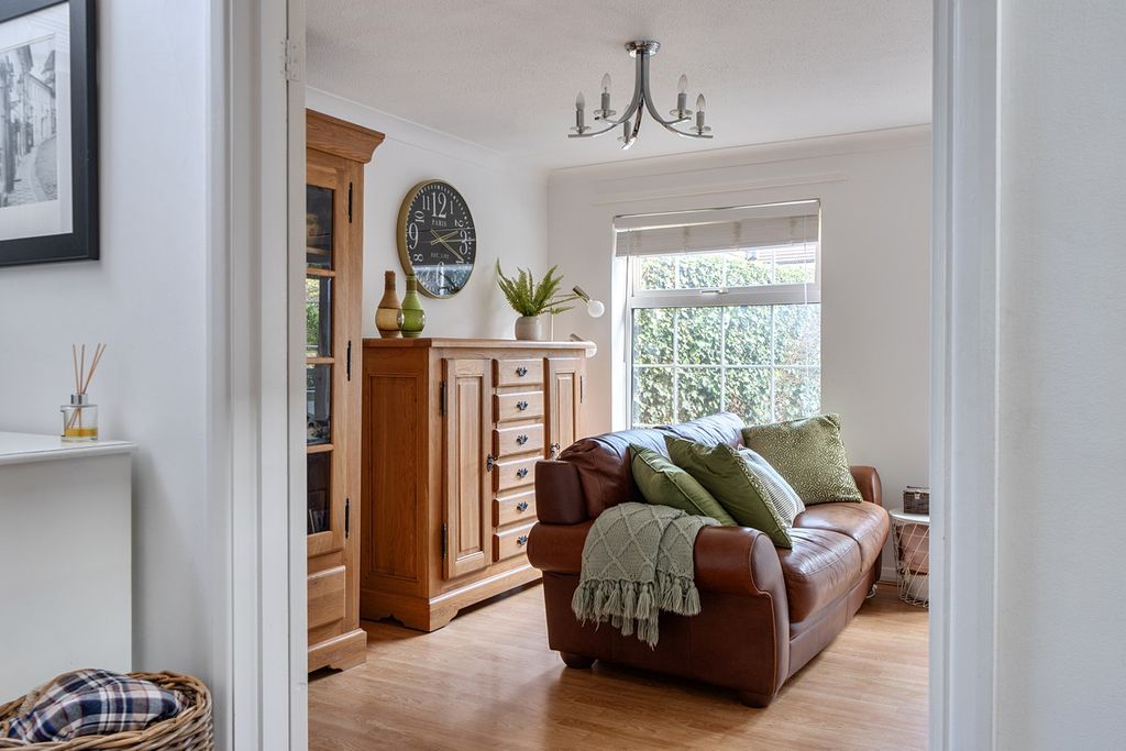 Property photo 3 of 23