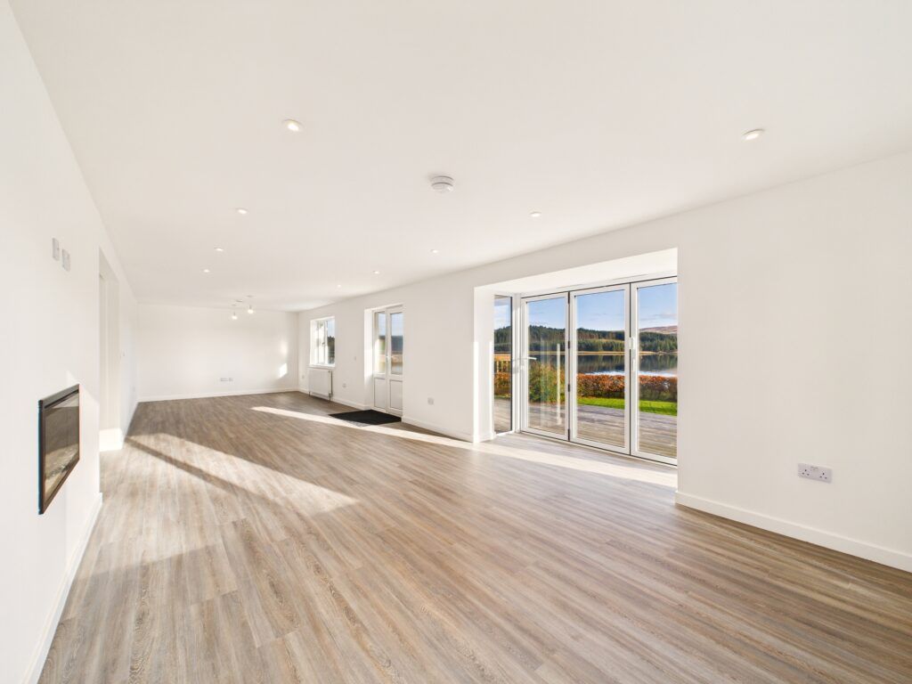 Property photo 3 of 40