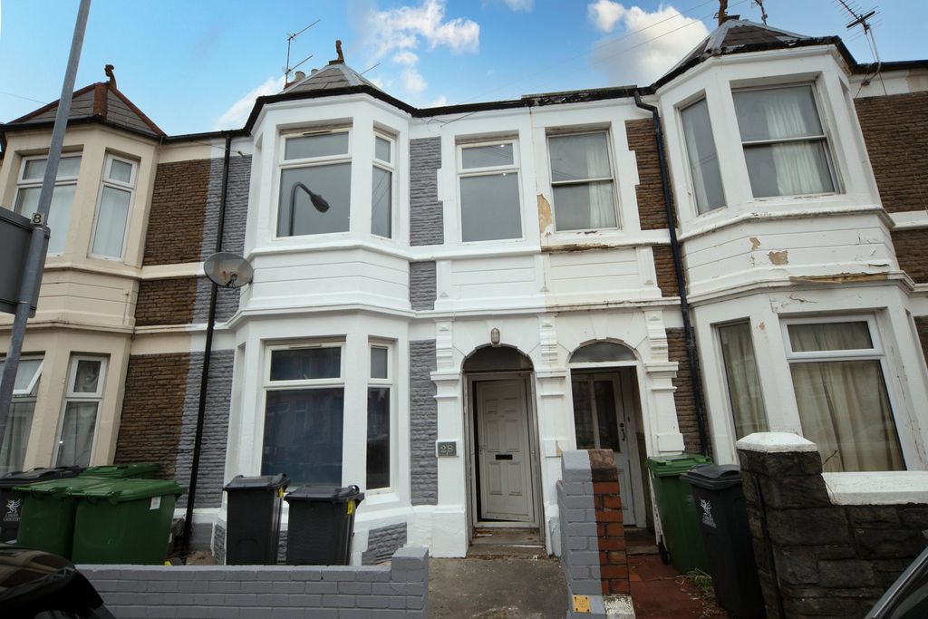 Property photo 1 of 8