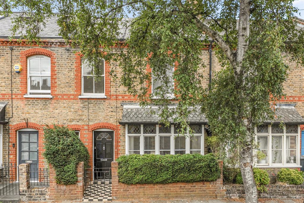 Property photo 1 of 15 For Sale - Brackley Terrace, W4