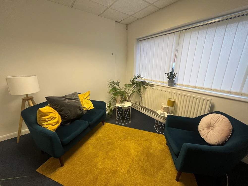 Property photo 2 of 7