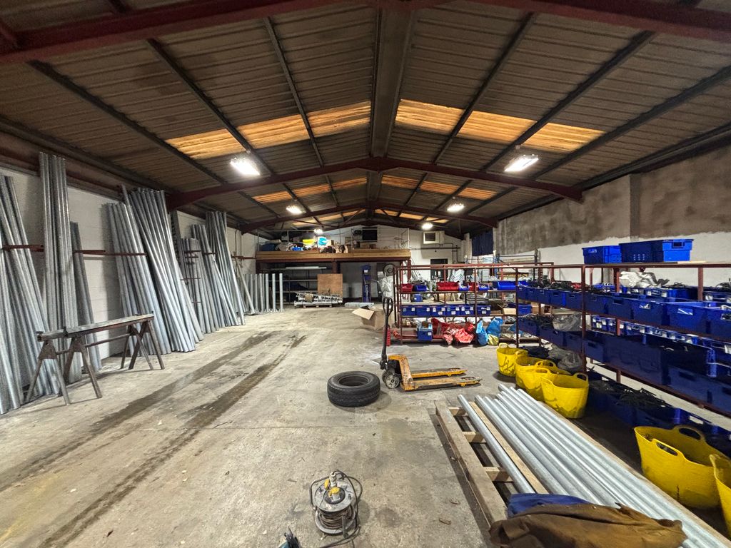 Property photo 3 of 4