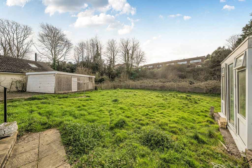 Property photo 1 of 24