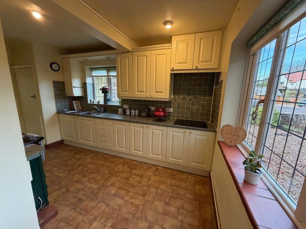 Property photo 2 of 48