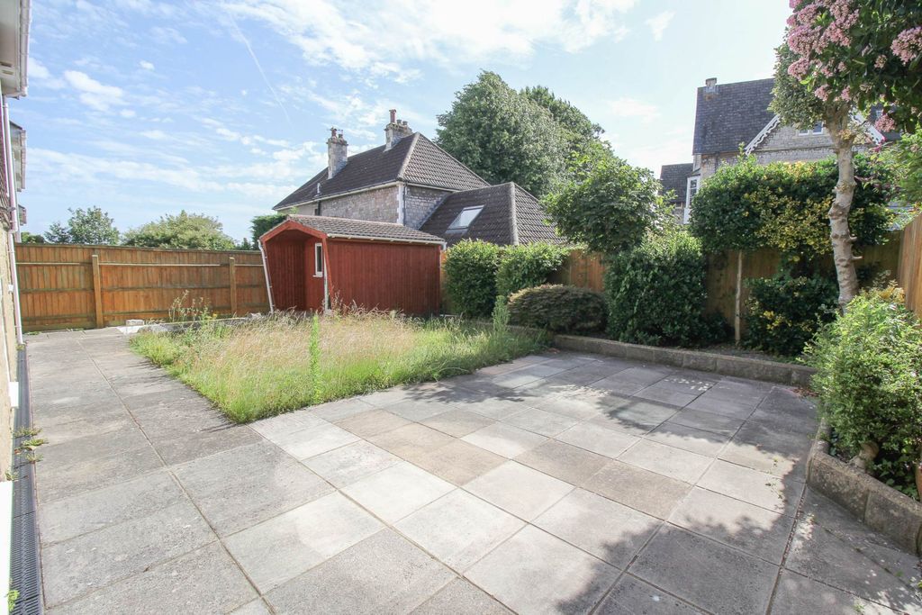 Property photo 2 of 19
