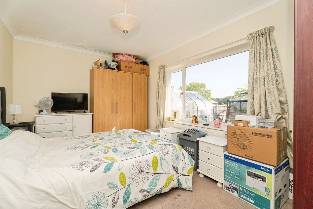 Property photo 3 of 26