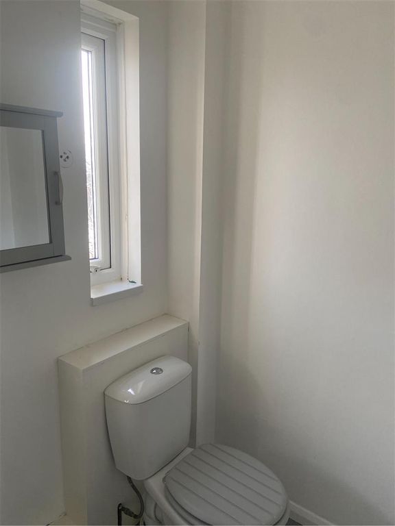 Property photo 3 of 8 Media-1763639790131-4245712042.Jpeg