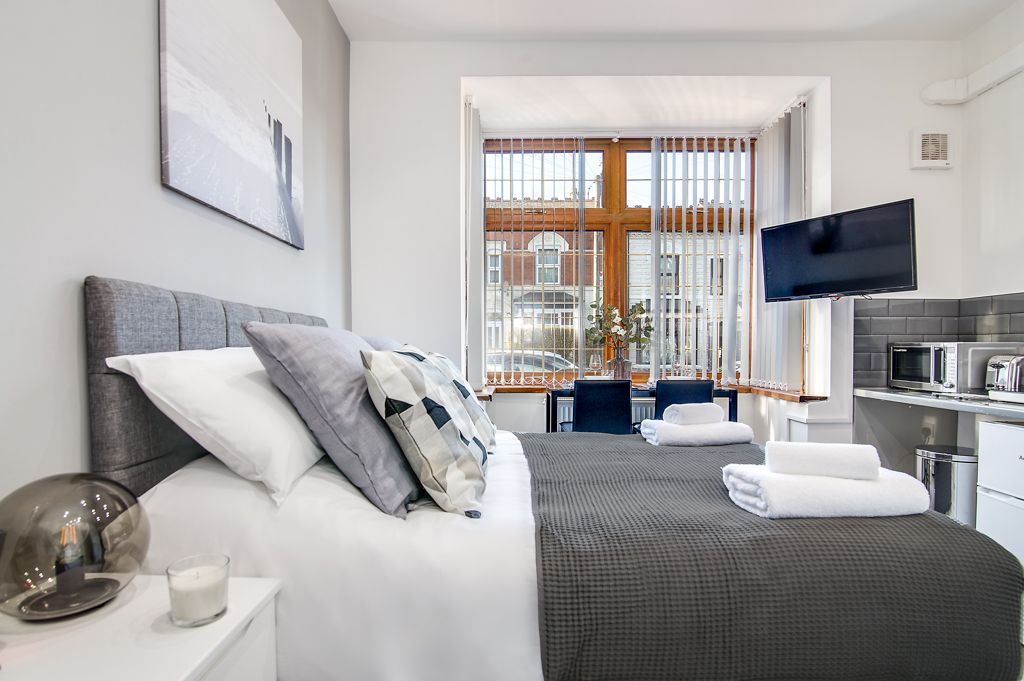 Property photo 1 of 3