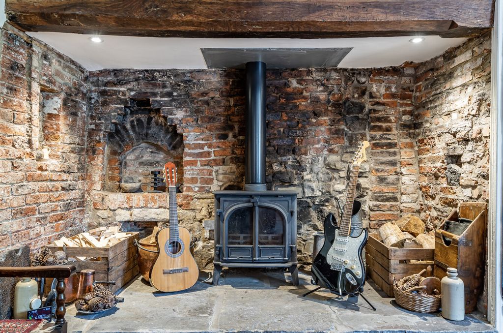 Property photo 1 of 21 Picture 1