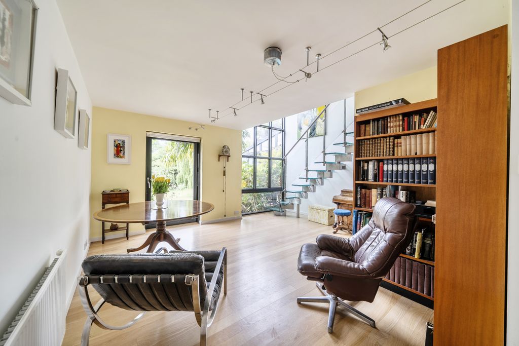 Additional image 11 of 5 bed detached house for saleRoad Running Through, Oxford OX33