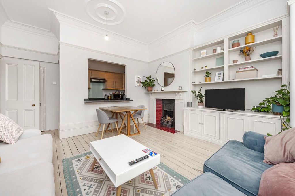 Property photo 3 of 4