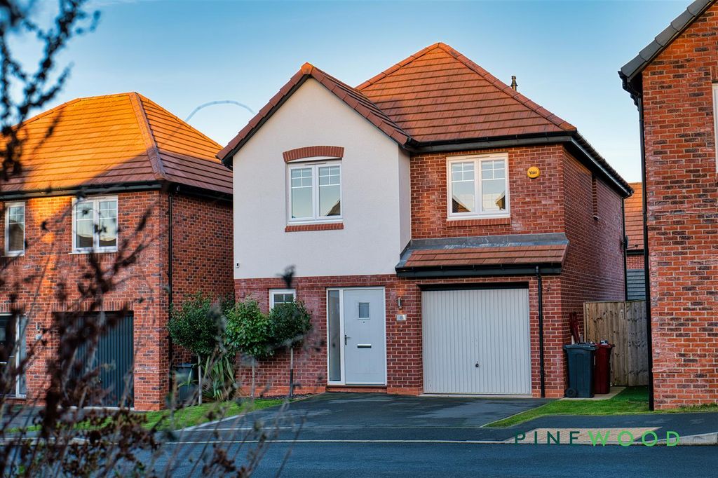 Property photo 3 of 32 Front