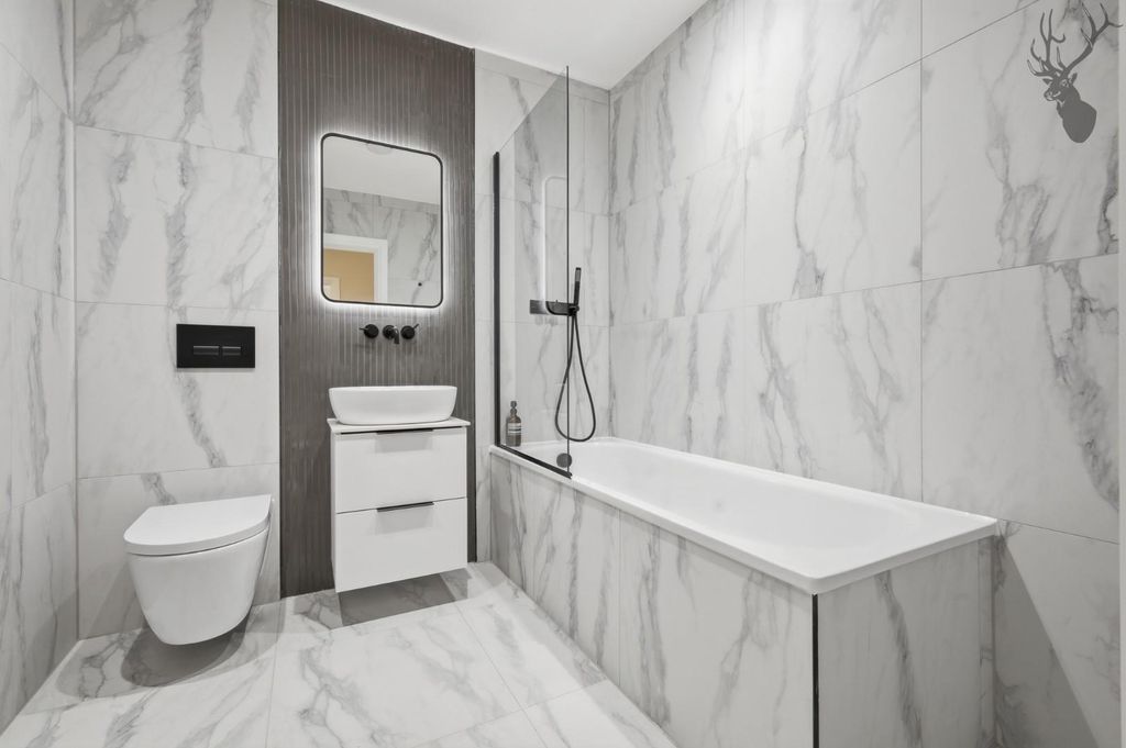 Additional image 15 of 2 bed flat for saleNovella, Chigwell IG7