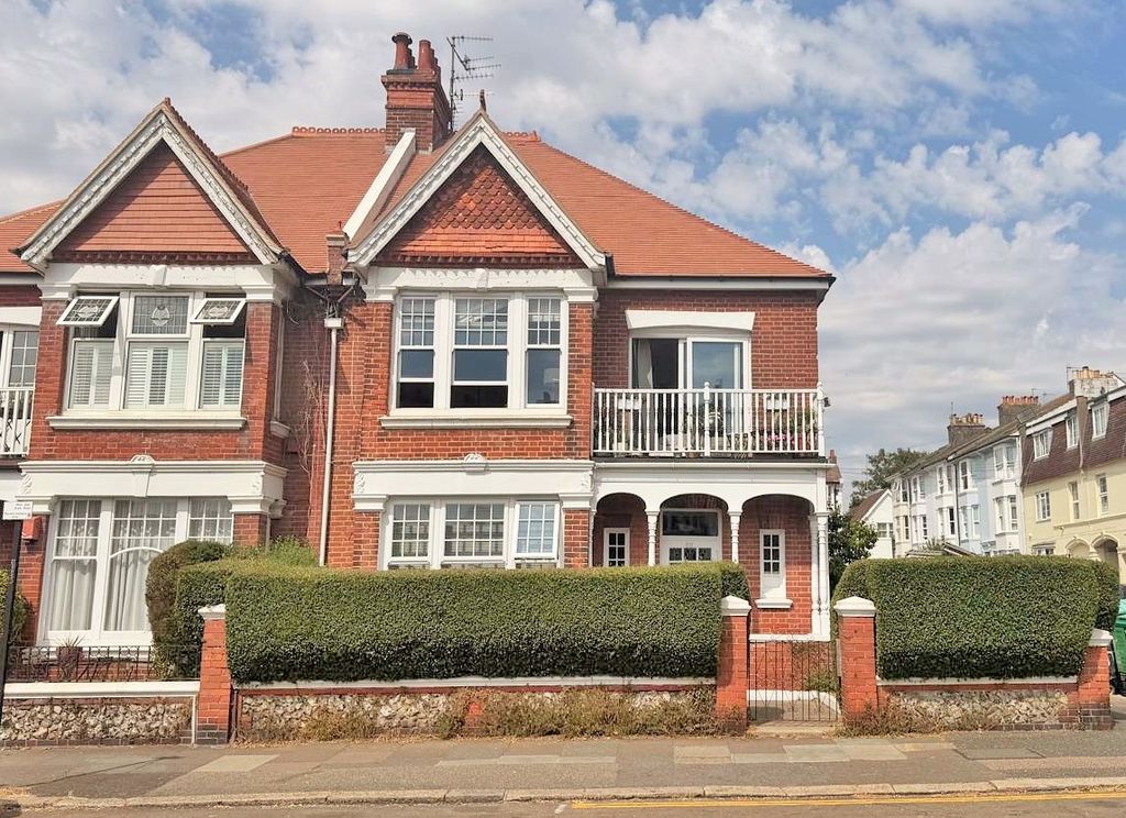 Property photo 1 of 14 1