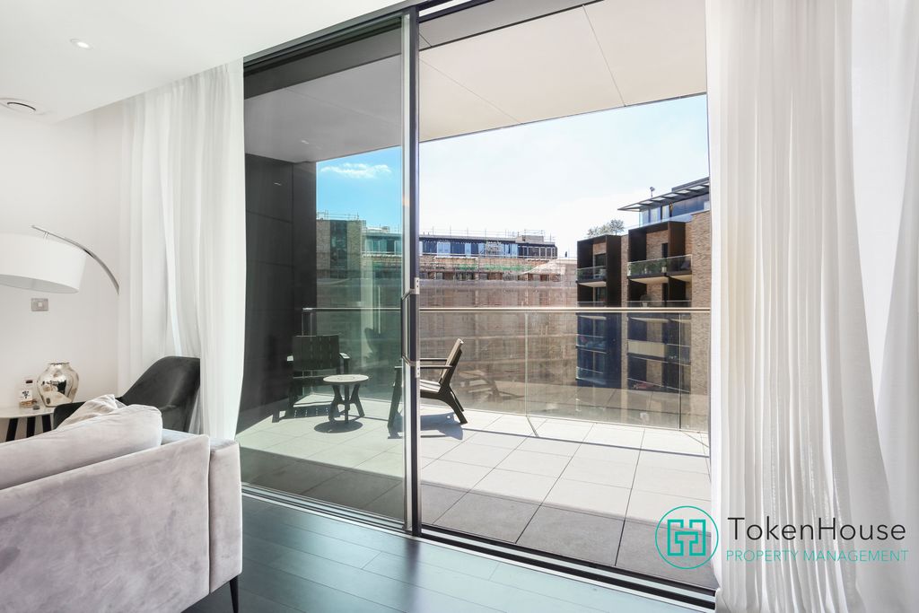 Property photo 3 of 15